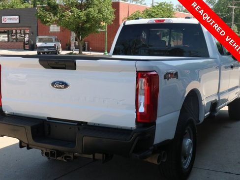 Used 2024 Ford F350 XL w/ Camper Package image 7