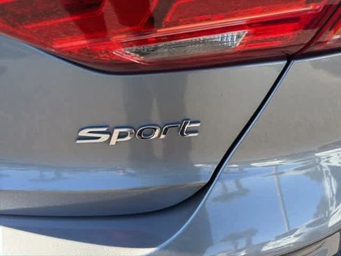 Used 2018 Hyundai Elantra Sport w/ Sport Premium Package 03 image 10