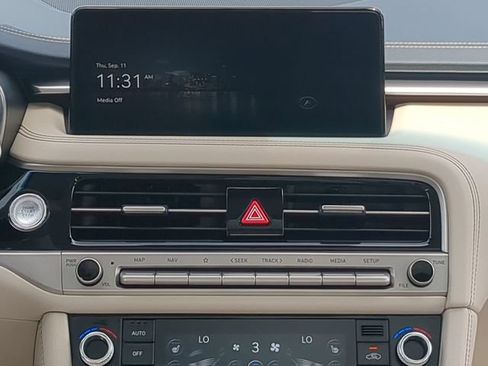 Certified 2026 Genesis G70 2.5T Prestige RWD image 15