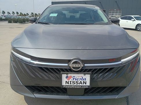 New 2026 Nissan Sentra SR w/ Floor Mat Package FWD image 2