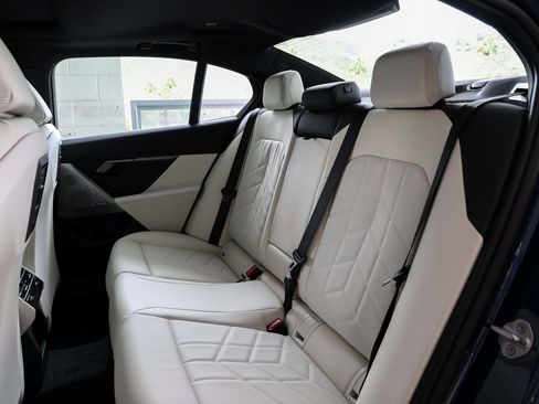 New 2026 BMW 530i w/ Premium Package image 22