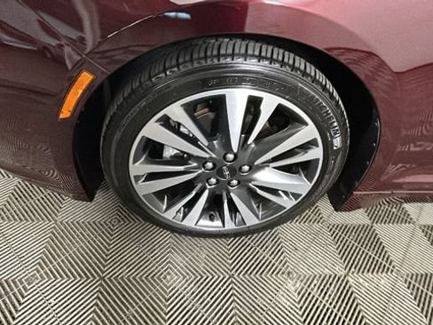Used 2018 Lincoln MKZ Reserve w/ Climate Package FWD image 9