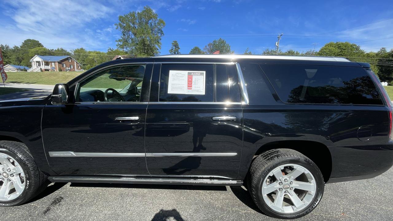 Used 2016 Cadillac Escalade ESV Premium AWD/4WD image 4