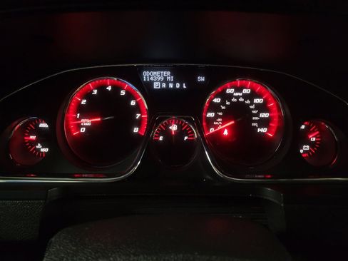 Used 2016 GMC Acadia SLE image 23