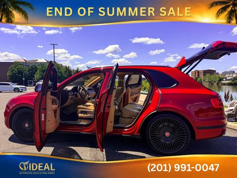 Used 2017 Bentley Bentayga AWD/4WD image 11