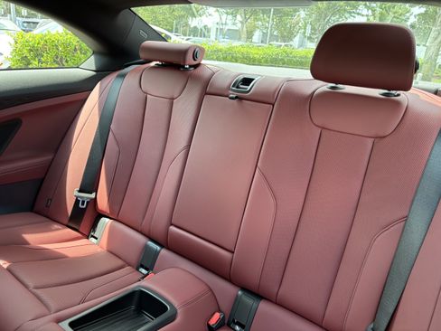 Used 2025 BMW 230i Coupe w/ M Sport Package image 33