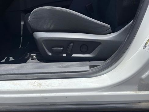 Certified 2023 Nissan Rogue SV FWD image 20
