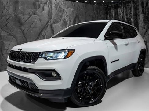 New 2026 Jeep Compass Latitude image 1