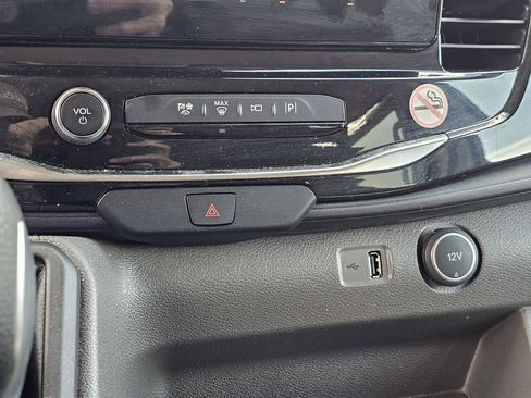 Used 2023 Ford Transit 350 XLT image 25