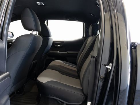 Used 2023 Toyota Tacoma TRD Sport image 20