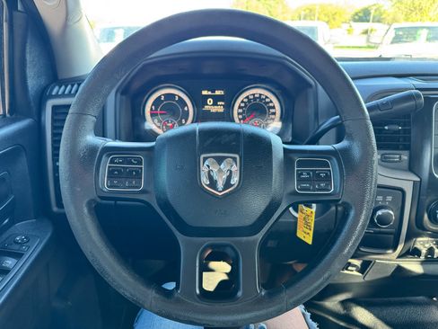 Used 2017 RAM 2500 Tradesman w/ Chrome Appearance Group image 15