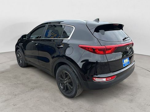 Used 2019 Kia Sportage LX w/ LX Popular Package AWD/4WD image 4