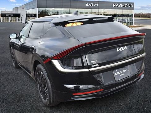 Certified 2025 Kia EV6 Wind image 5