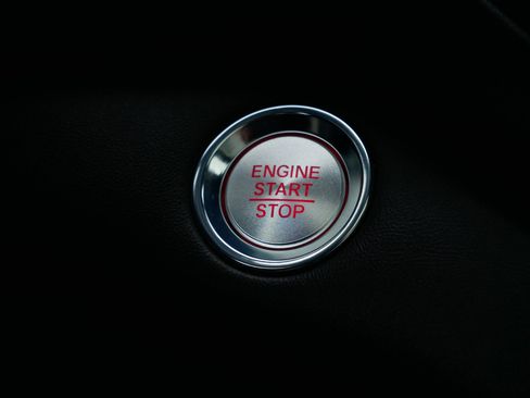 Certified 2025 Acura RDX SH-AWD image 30