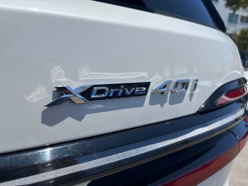 Used 2024 BMW X7 xDrive40i w/ M Sport Package AWD/4WD image 17