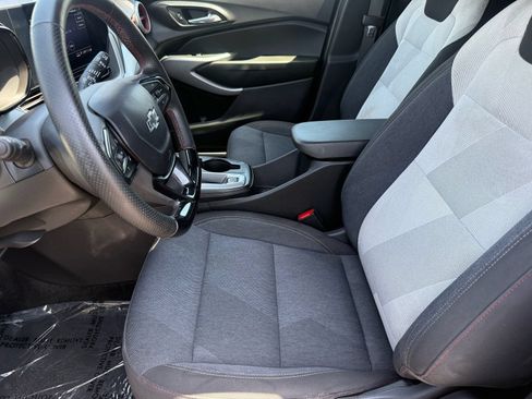 Used 2024 Chevrolet Trax RS w/ Driver Confidence Package FWD image 13