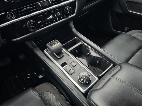 Certified 2022 Nissan Pathfinder SL AWD/4WD image 18