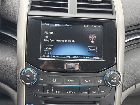 Used 2016 Chevrolet Malibu LT w/ Power Convenience Package FWD image 28
