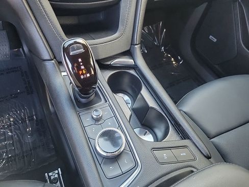 Certified 2021 Cadillac XT6 Premium Luxury image 23