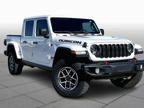 Used 2024 Jeep Gladiator Rubicon image 4