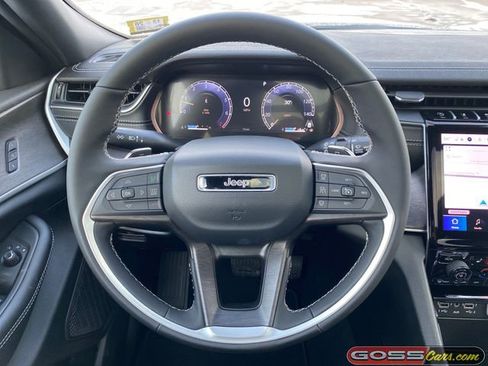 New 2025 Jeep Grand Cherokee Limited image 18