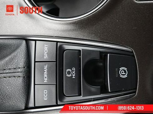 Used 2024 Toyota Camry XSE image 17