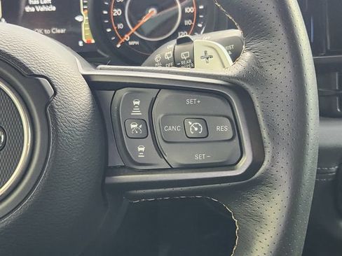 Certified 2025 Jeep Wrangler Unlimited Rubicon 392 AWD/4WD image 28