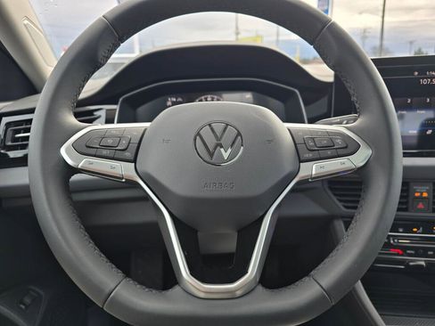 New 2026 Volkswagen Jetta SE FWD image 22