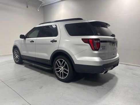 Used 2017 Ford Explorer Sport w/ Equipment Group 401A AWD/4WD image 6
