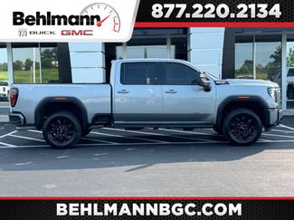 Used 2025 GMC Sierra 2500 AT4 w/ AT4 Premium Plus Package AWD/4WD video 1