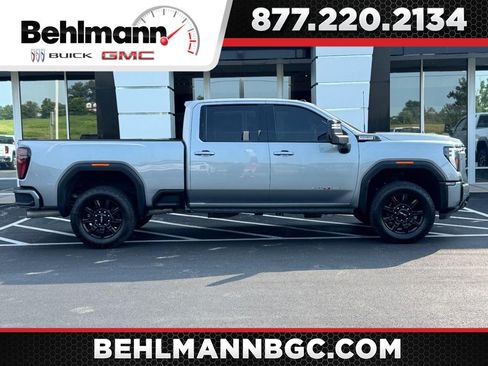 Used 2025 GMC Sierra 2500 AT4 w/ AT4 Premium Plus Package AWD/4WD image 1