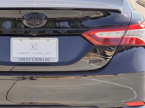 Used 2020 Toyota Camry XSE image 5