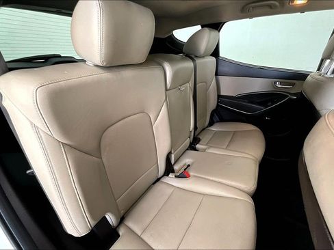 Used 2017 Hyundai Santa Fe Sport image 33