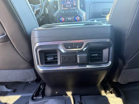 Used 2020 Chevrolet Silverado 1500 High Country w/ Technology Package image 28