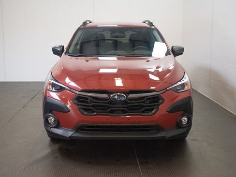 Used 2024 Subaru Crosstrek 2.0i Premium AWD/4WD image 2