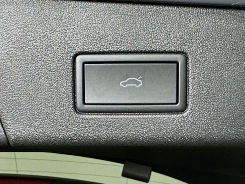 Used 2023 Volkswagen ID.4 S RWD image 29