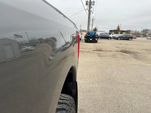 Used 2017 Ford F250 Lariat w/ FX4 Off-Road Package AWD/4WD image 20