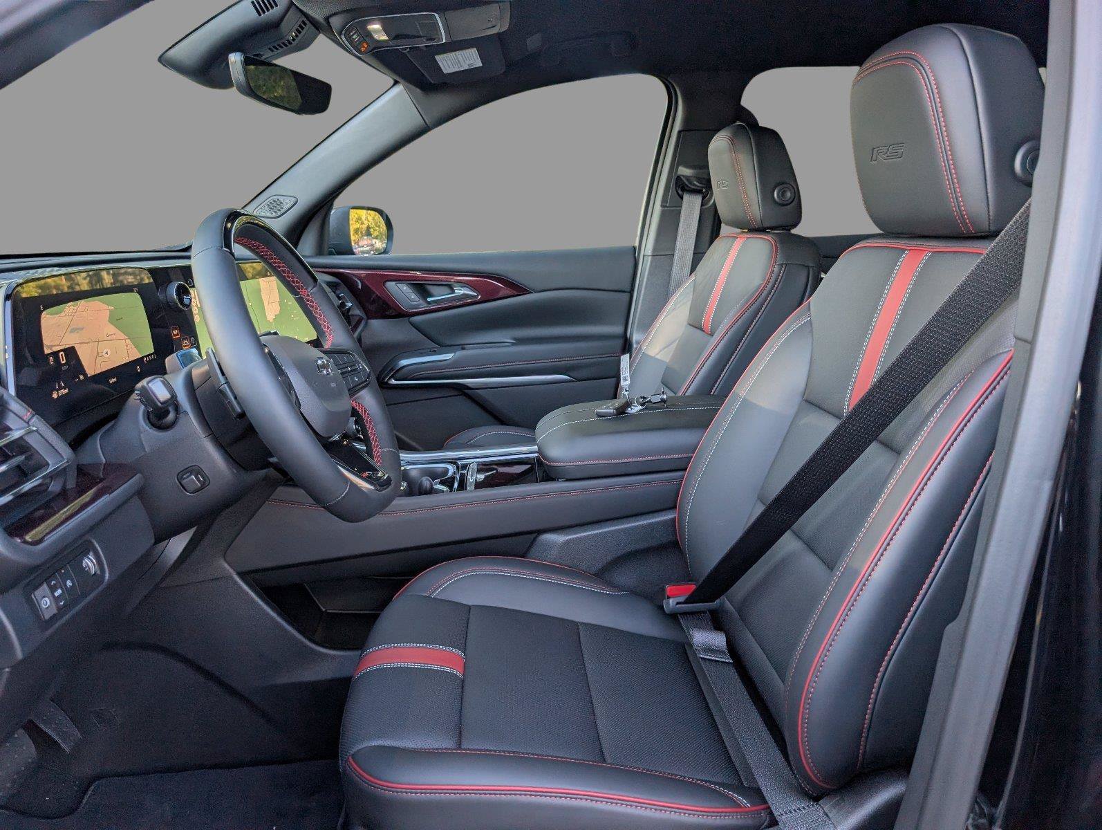 New 2027 Chevrolet Traverse RS FWD image 17