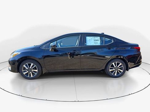 New 2025 Nissan Versa SV w/ Trunk Package FWD image 5
