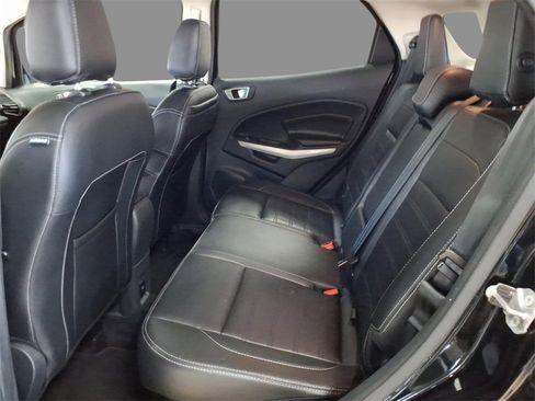 Used 2019 Ford EcoSport Titanium image 5