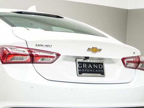 Used 2024 Chevrolet Malibu LT FWD image 13