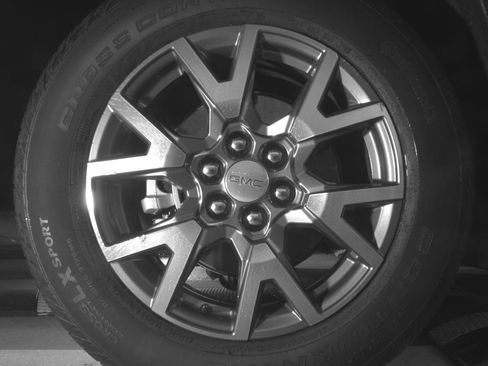 Used 2023 GMC Acadia SLT w/ LPO, Floor Liner Package FWD image 14