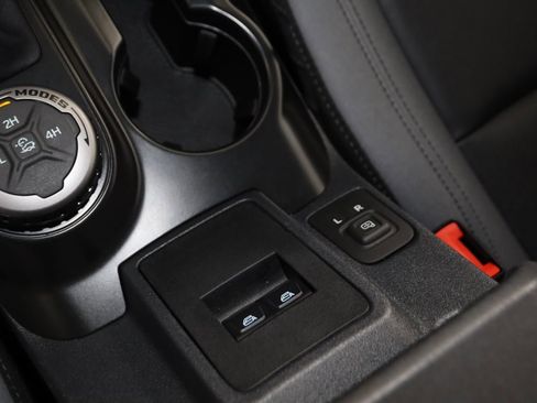 Used 2024 Ford Bronco Big Bend image 25