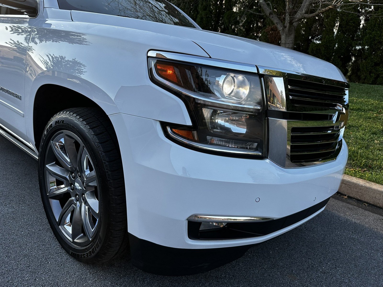 Used 2018 Chevrolet Suburban Premier AWD/4WD image 53