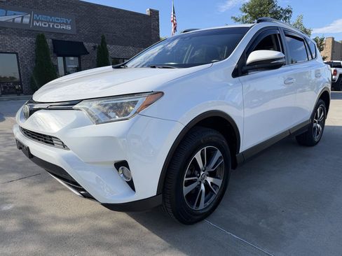 Used 2018 Toyota RAV4 XLE w/ Plus Extra Value Package FWD image 1
