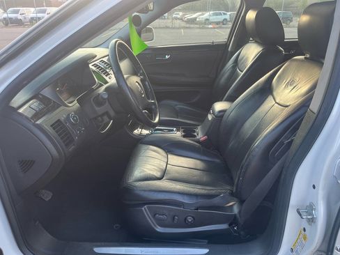 Used 2010 Cadillac DTS Luxury image 14