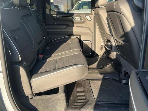 Used 2024 GMC Sierra 1500 AT4X image 27