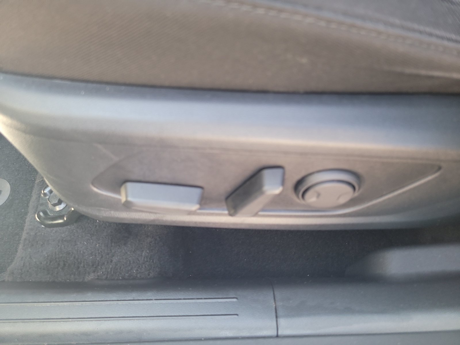 Used 2022 Hyundai Tucson SEL w/ Cargo Package AWD/4WD image 12