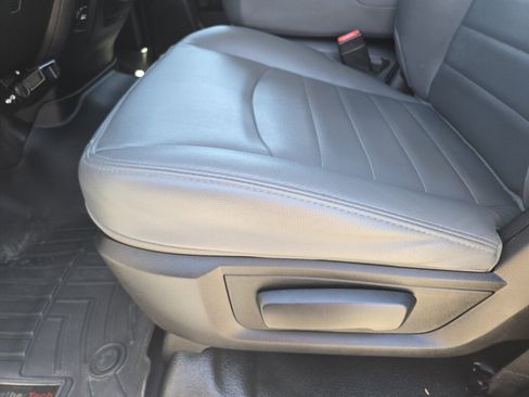 Used 2018 RAM 3500 Tradesman w/ Cold Weather Group RWD image 9
