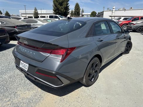 Used 2026 Hyundai Elantra Sport FWD image 5
